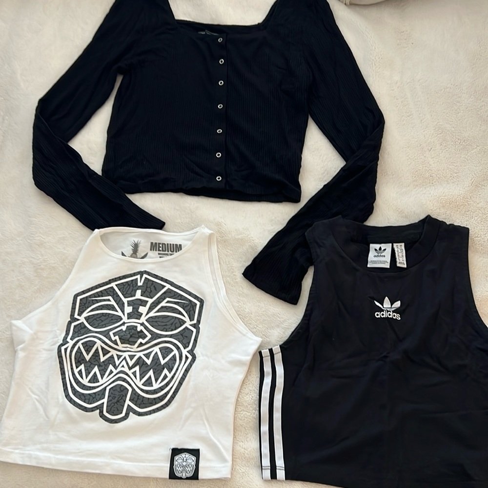 Bundle of 3 Crop Tops Size Xs/S Adidas, Wild Fable Hawaii top